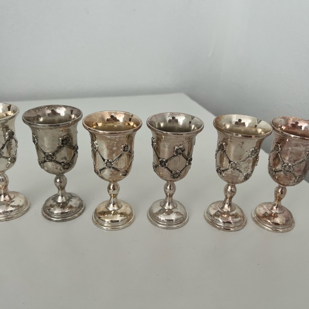 Vintage mini silver cups pack 6